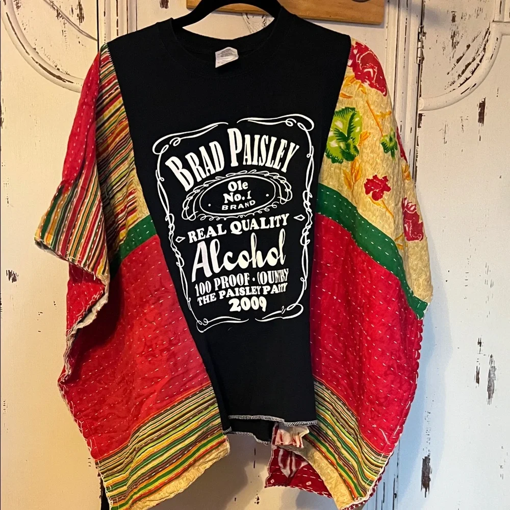 Van Helen Tour tee Colorful Graphic Poncho Top - Picture 8 of 12
